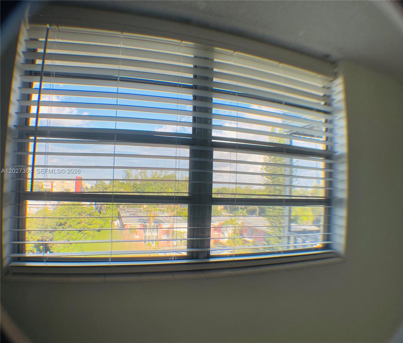 12590 CORONADO TOWERS CON - Residential