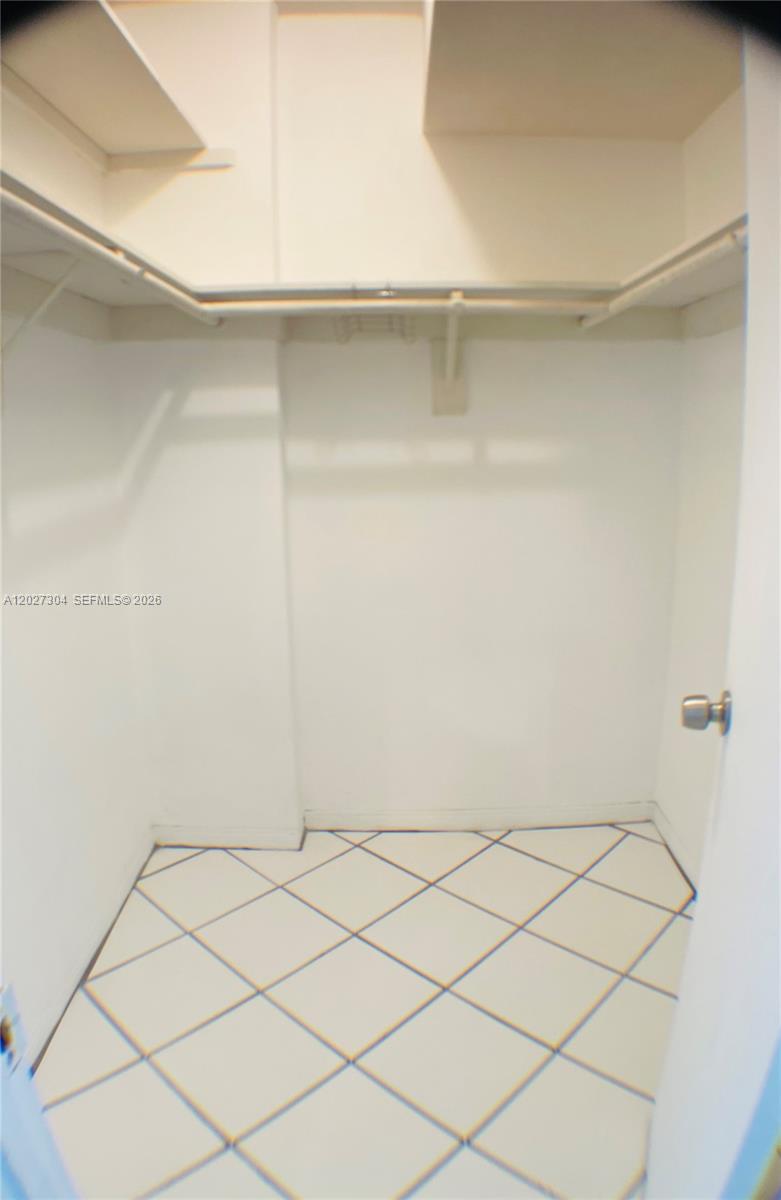 12590 CORONADO TOWERS CON - Residential
