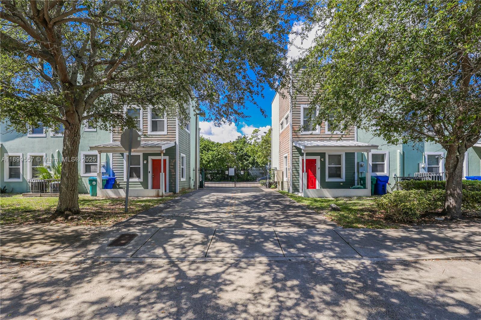 GROVELAND PK - Residential