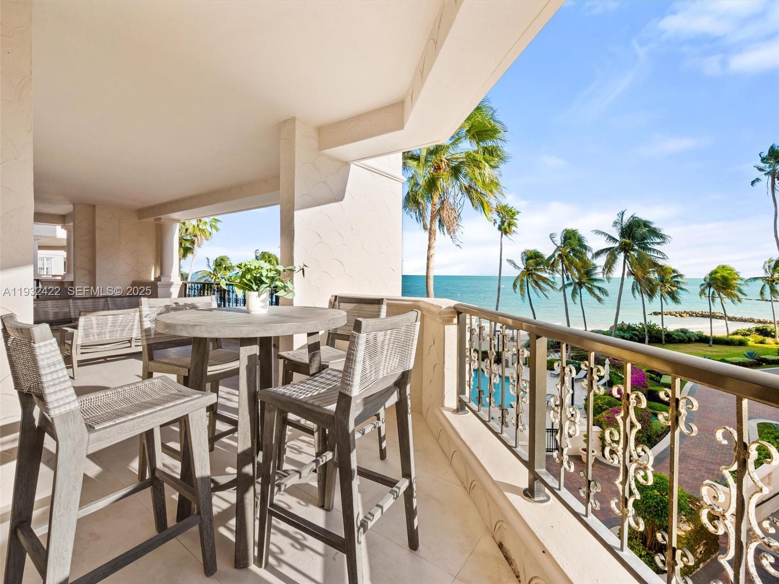 OCEANSIDE @ FISHER ISL CO - Residential