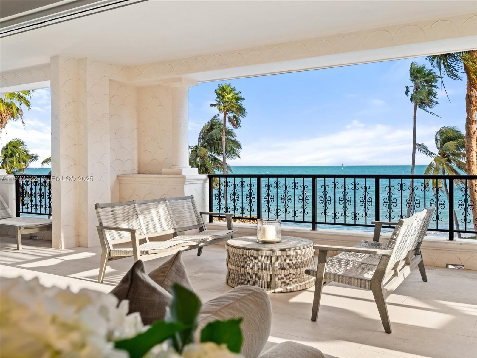 OCEANSIDE @ FISHER ISL CO - Residential