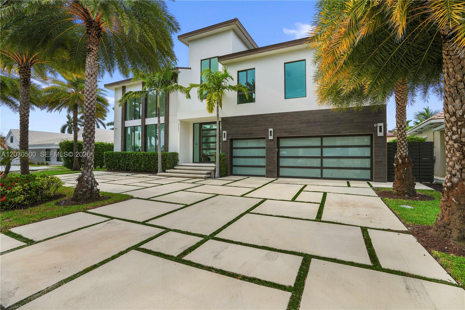 LANDINGS SECOND SEC - Residential Lease