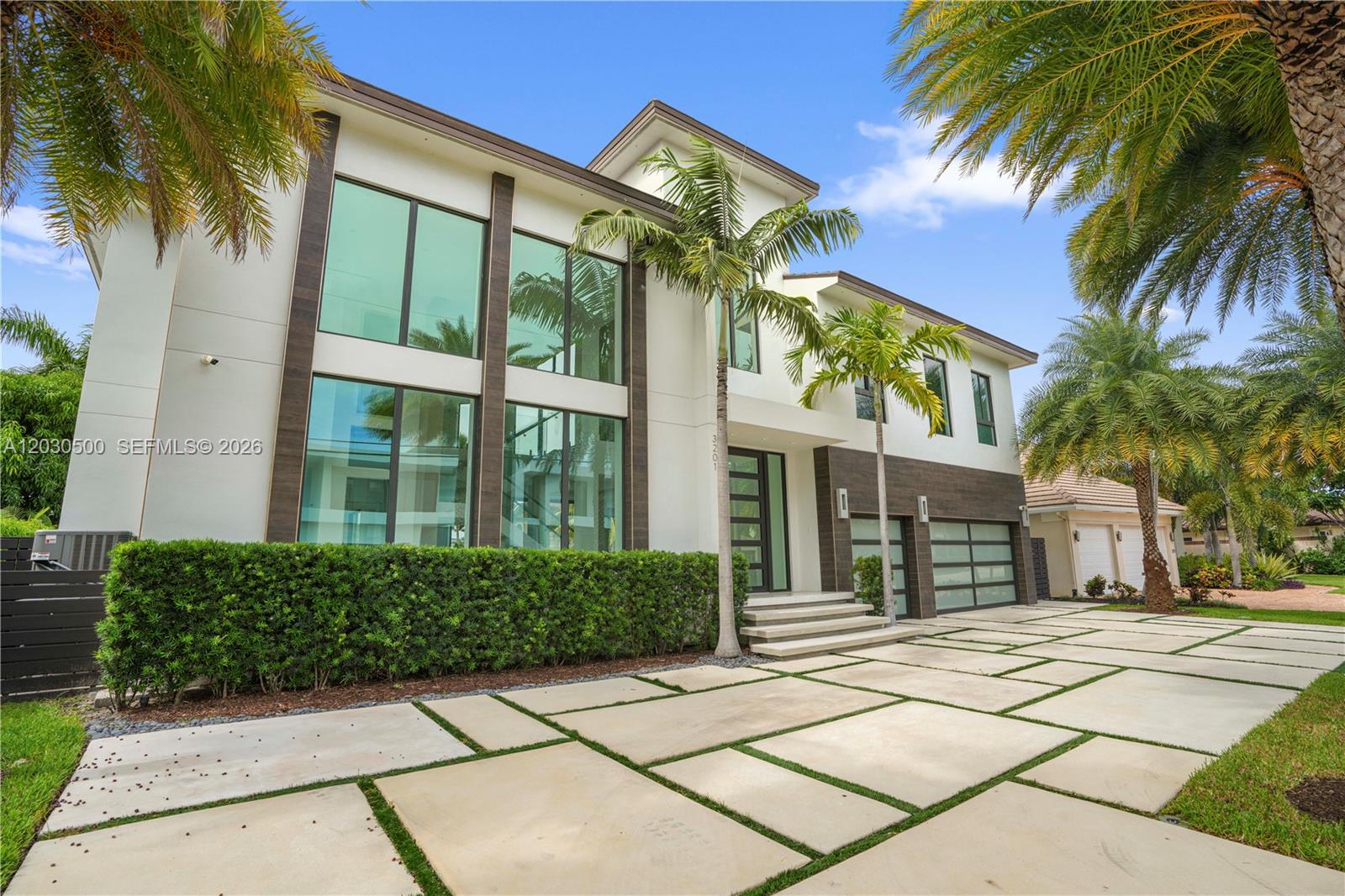 LANDINGS SECOND SEC - Residential Lease