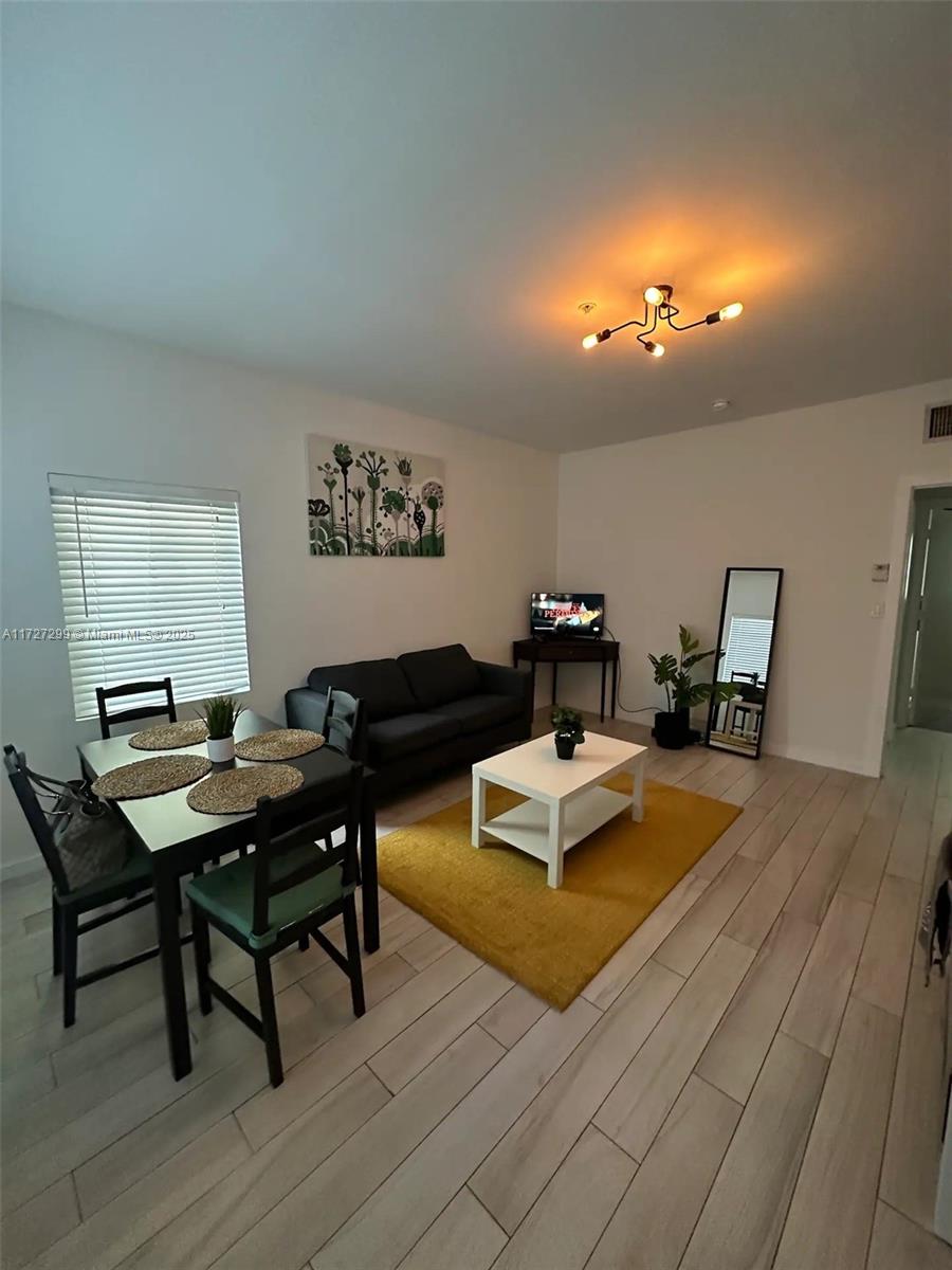 EVA CONDO - Residential