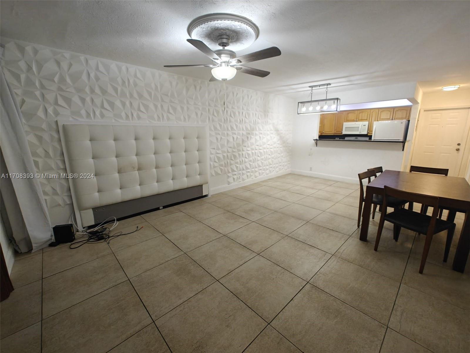 VILLAS OF PINECREST CONDO - Residential Lease