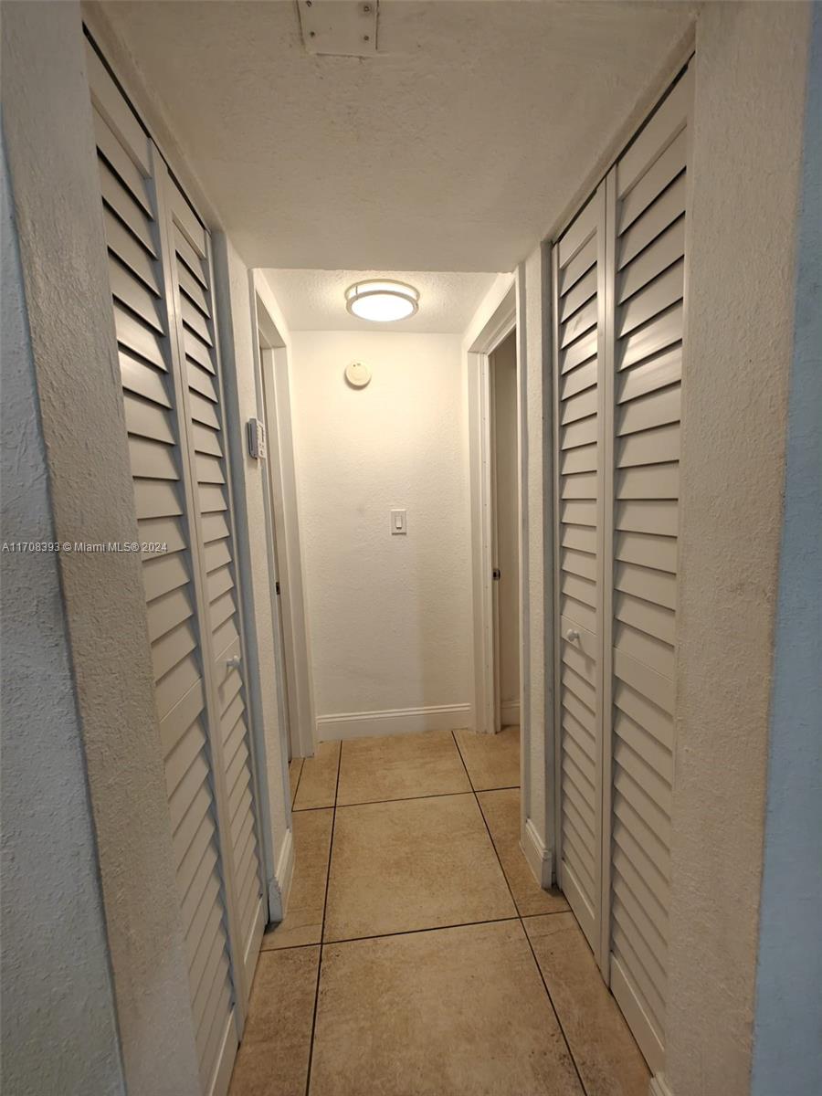 VILLAS OF PINECREST CONDO - Residential Lease