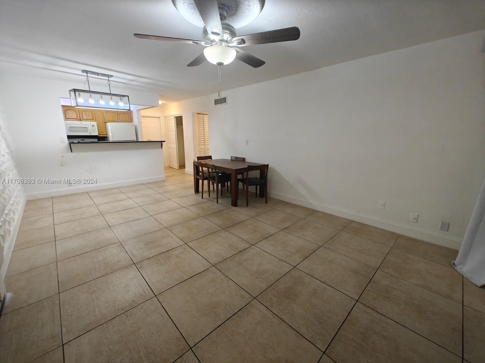 VILLAS OF PINECREST CONDO - Residential Lease