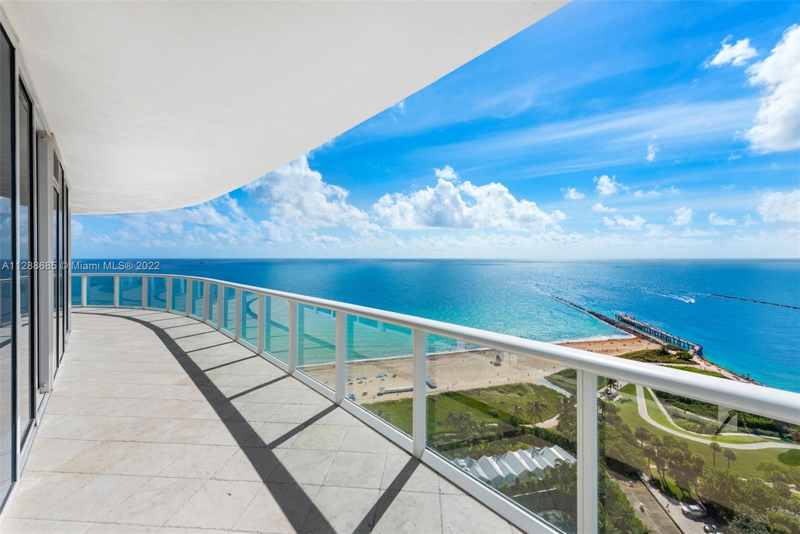 CONTINUUM ON SOUTH BEACH - Residential
