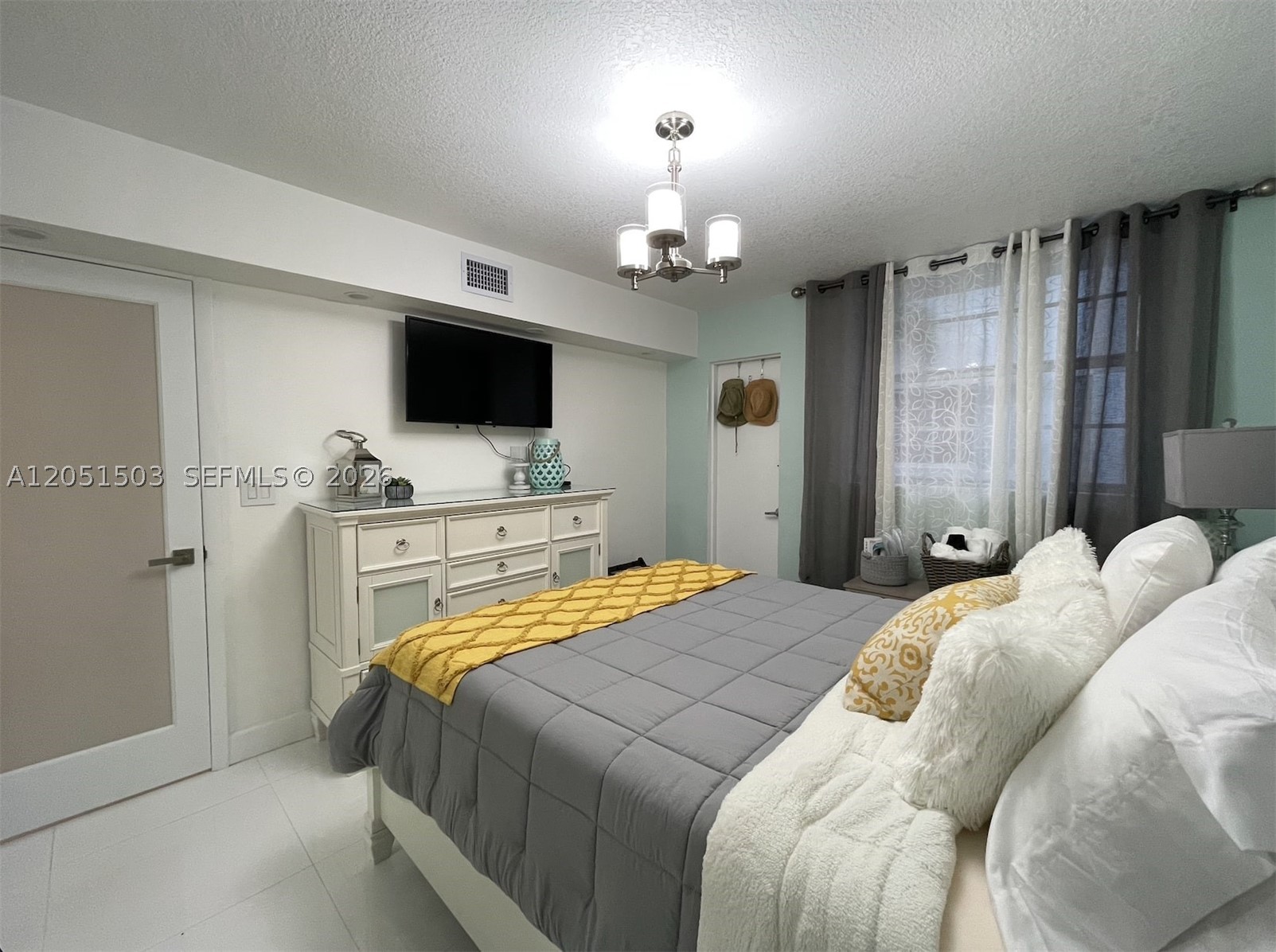 COLLINS VIEW CONDO - Residential