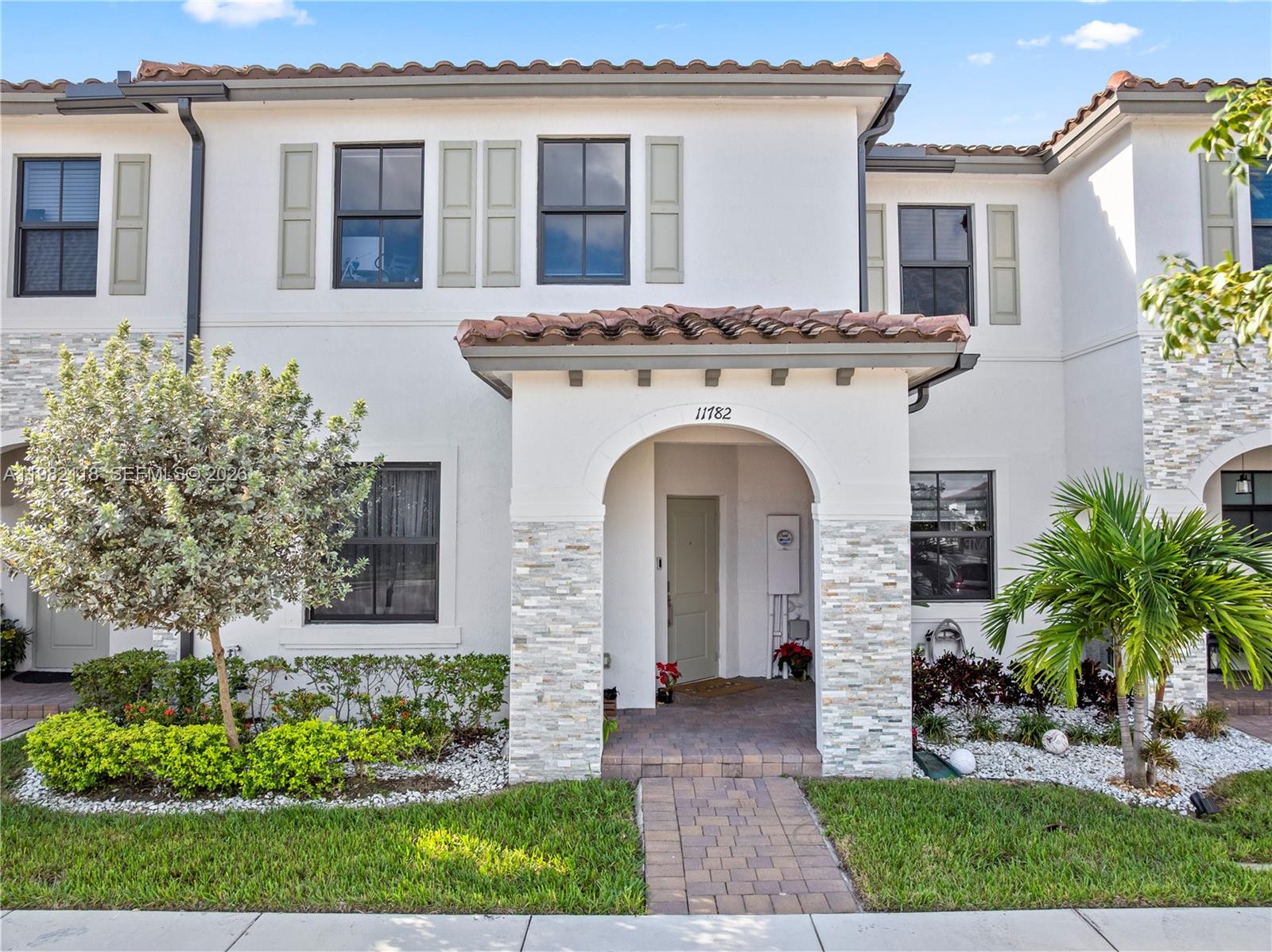 SILVER PALM RESIDENTIAL H - Residential