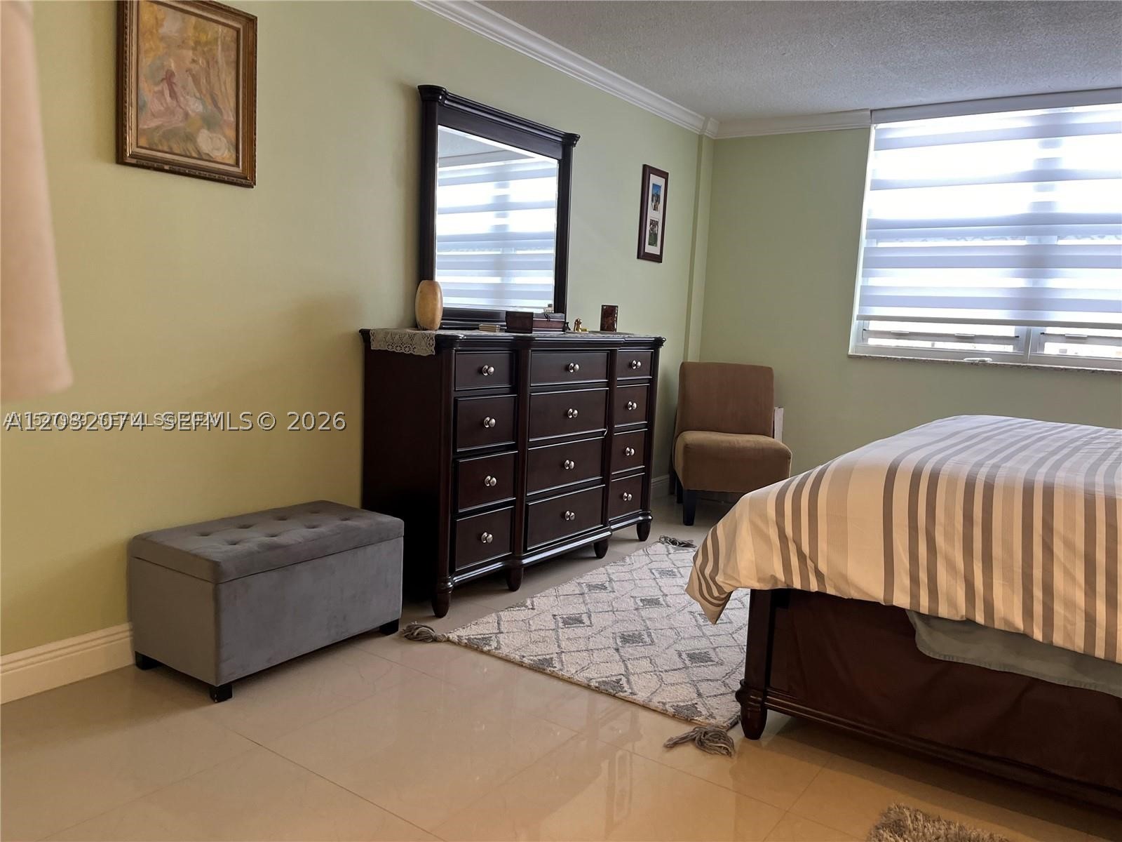 PLAZA TOWERS SOUTH CONDO - Residential Lease