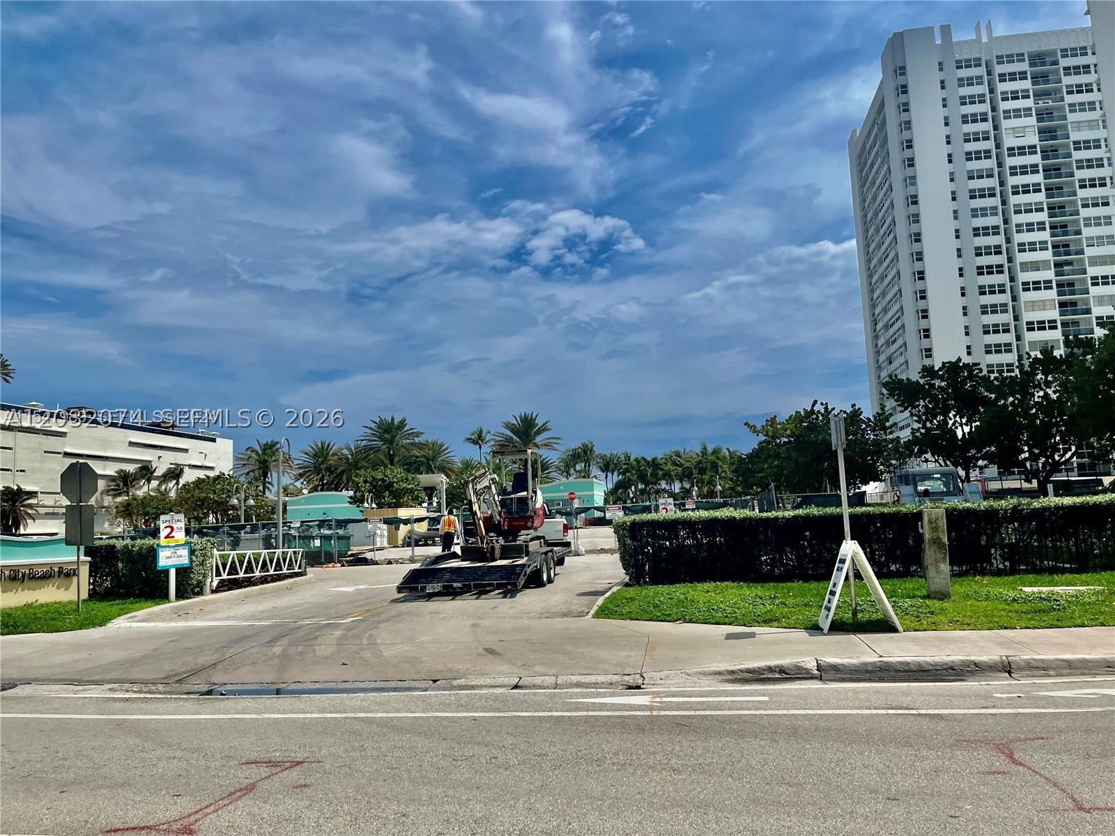 PLAZA TOWERS SOUTH CONDO - Residential Lease