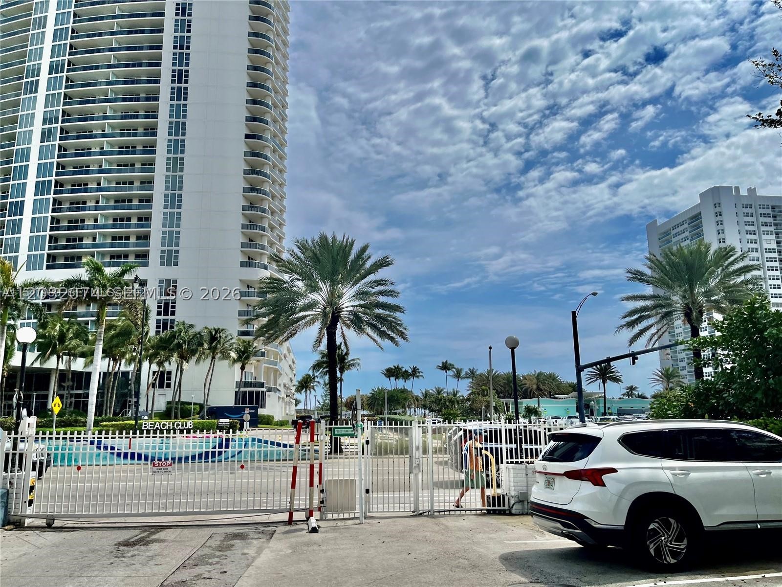 PLAZA TOWERS SOUTH CONDO - Residential Lease