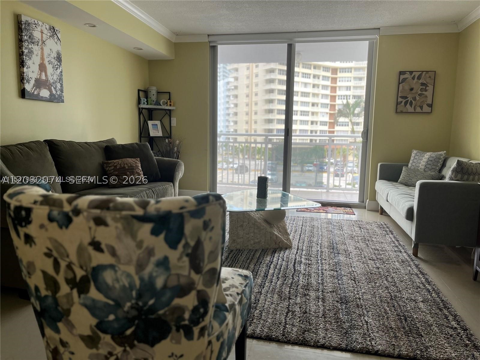 PLAZA TOWERS SOUTH CONDO - Residential Lease