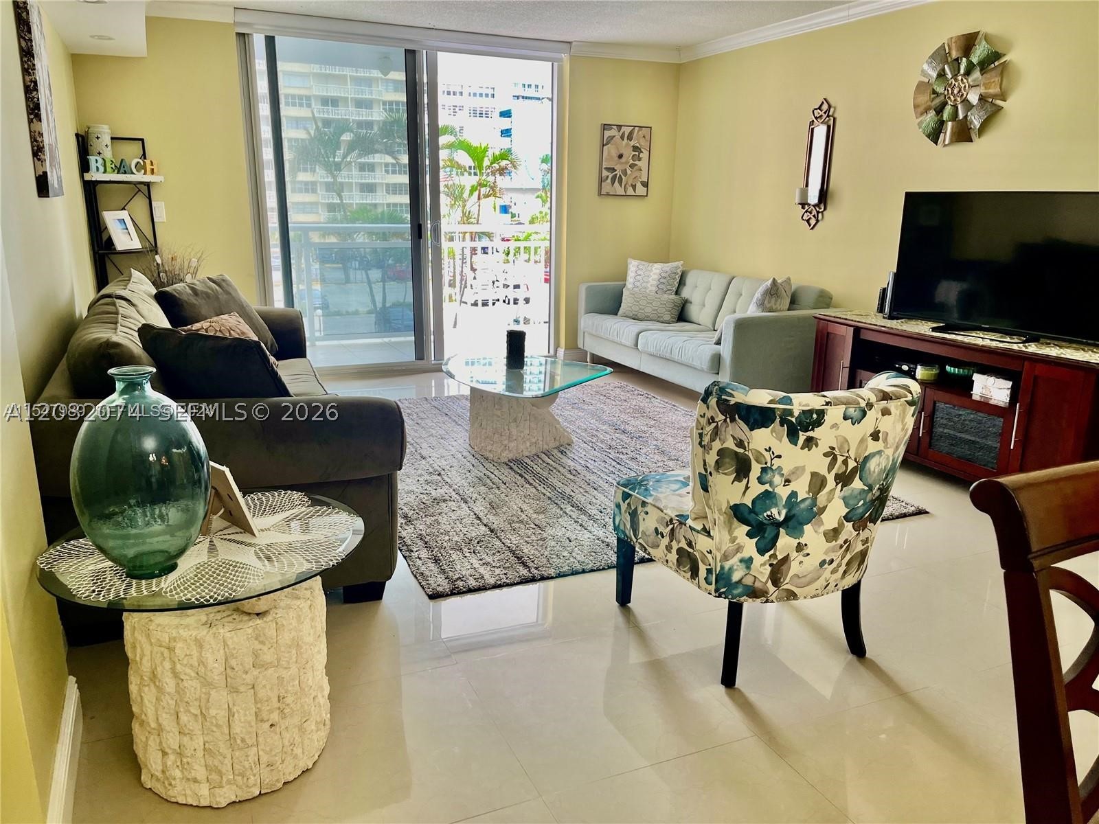 PLAZA TOWERS SOUTH CONDO - Residential Lease