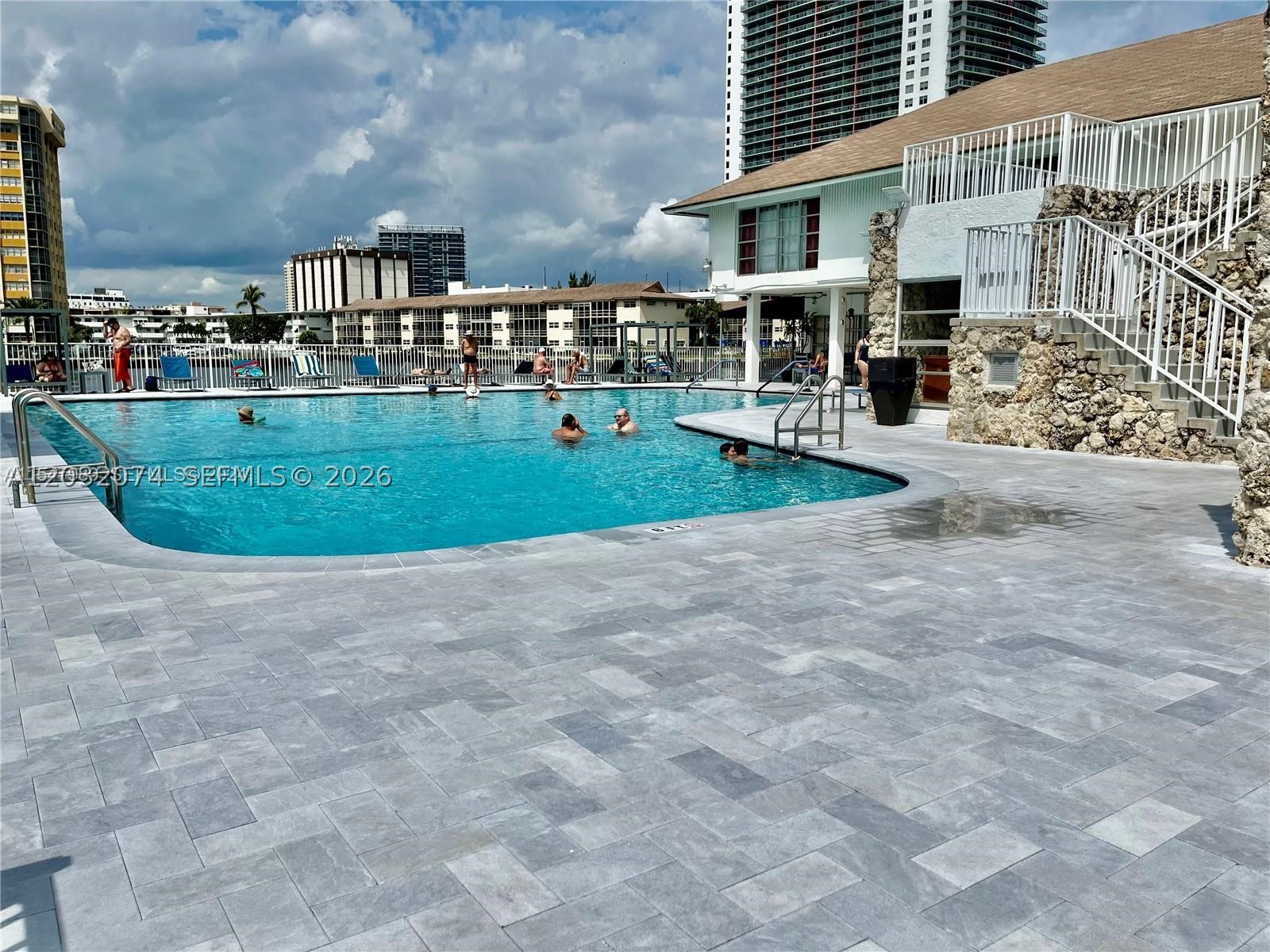 PLAZA TOWERS SOUTH CONDO - Residential Lease