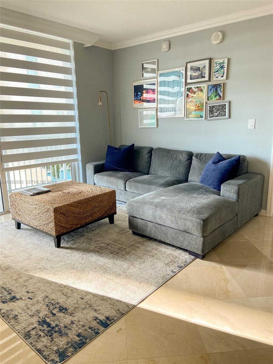 METROPOLIS I AT DADELAND - Residential