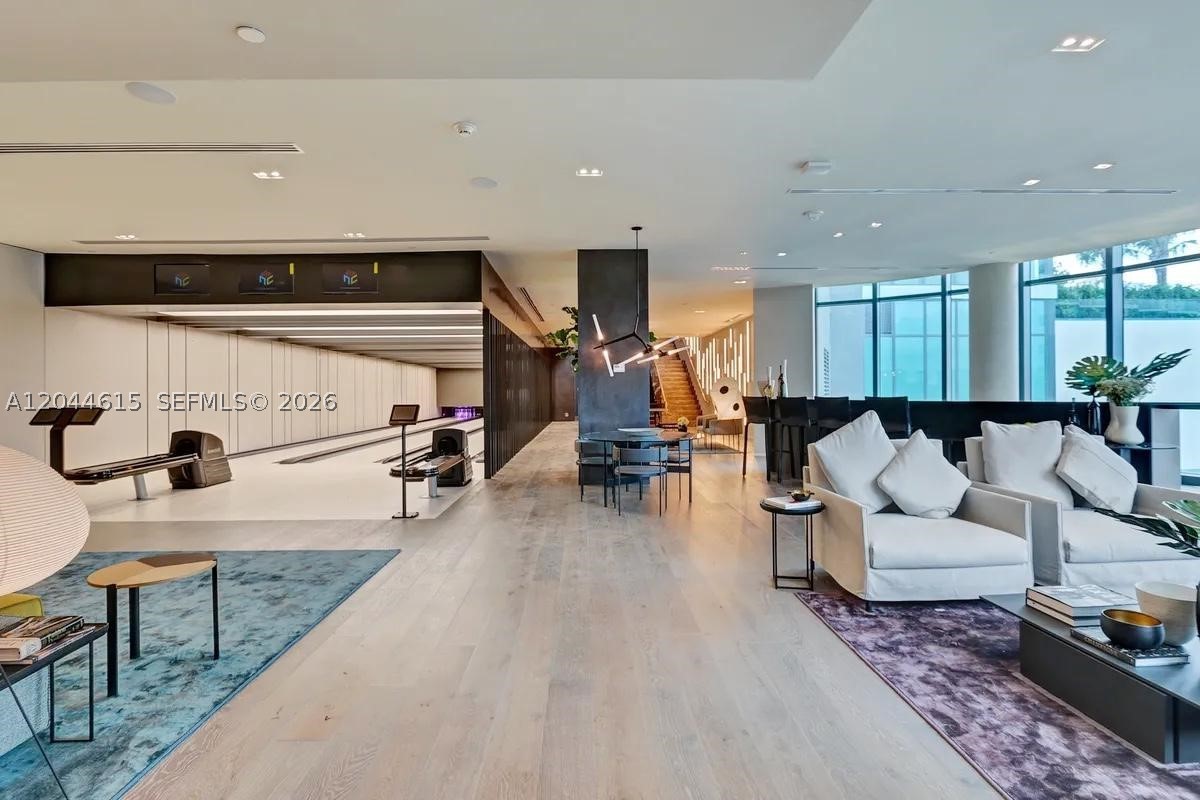 PARAISO BAY CONDO - Residential Lease