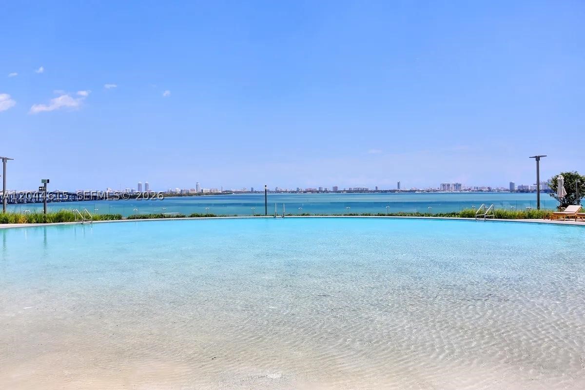 PARAISO BAY CONDO - Residential Lease