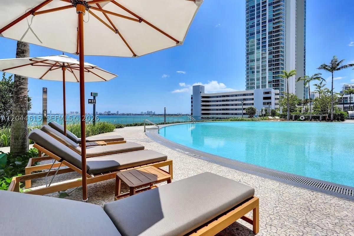 PARAISO BAY CONDO - Residential Lease