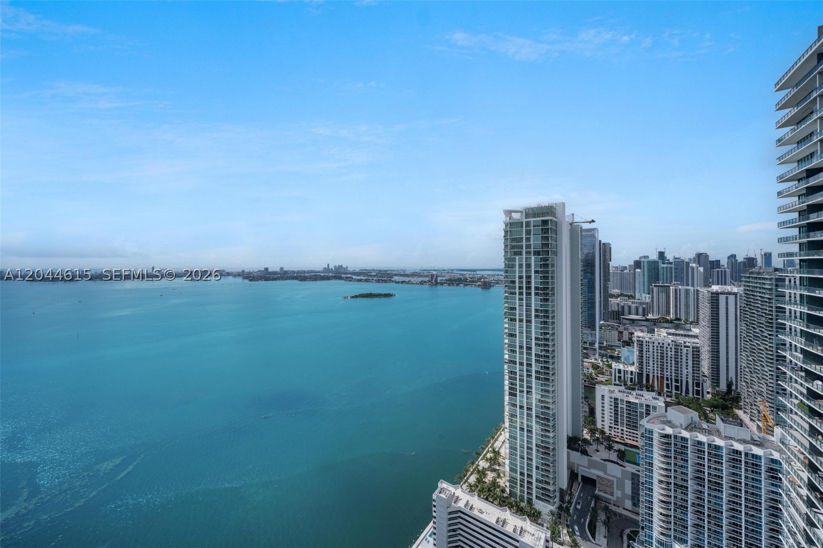 PARAISO BAY CONDO - Residential Lease