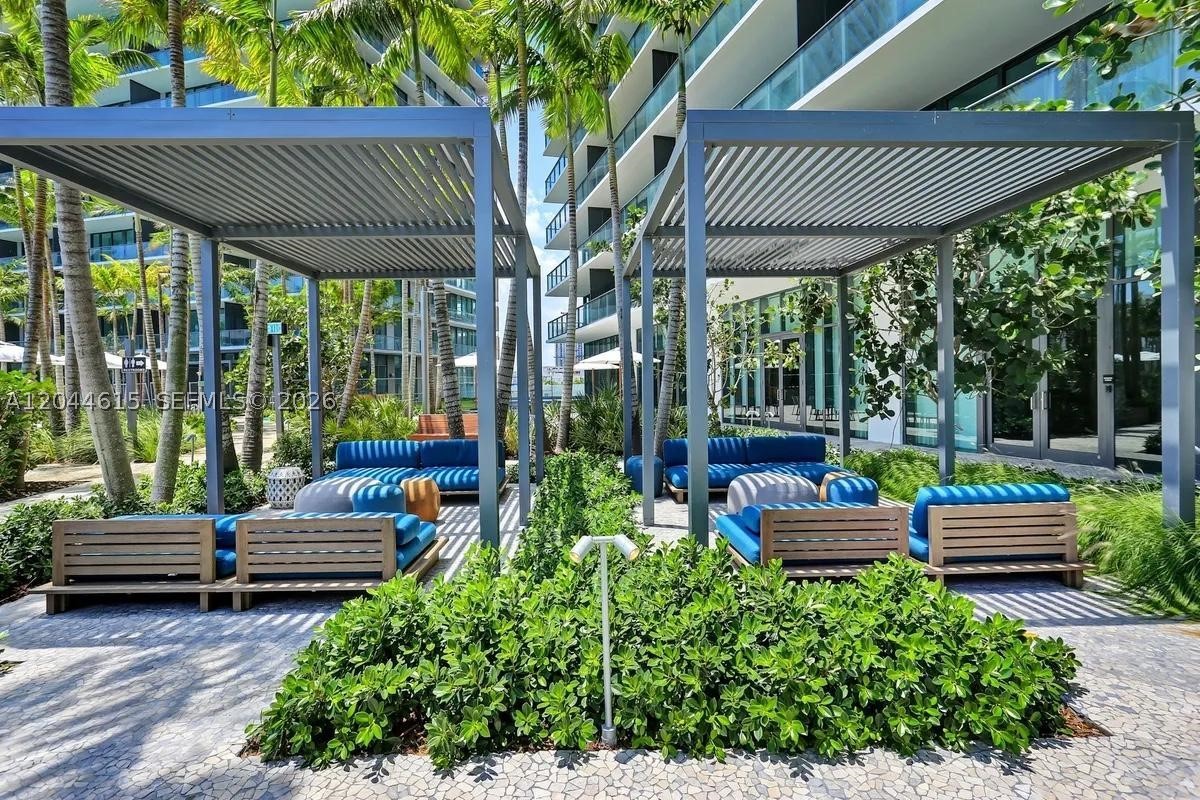 PARAISO BAY CONDO - Residential Lease