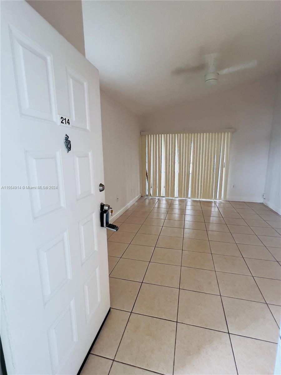 LAKEVIEW CLUB CONDO - Residential Lease