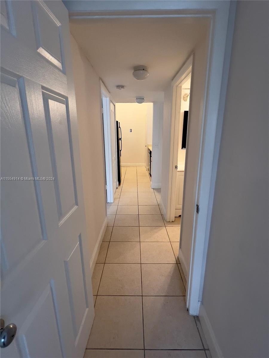 LAKEVIEW CLUB CONDO - Residential Lease