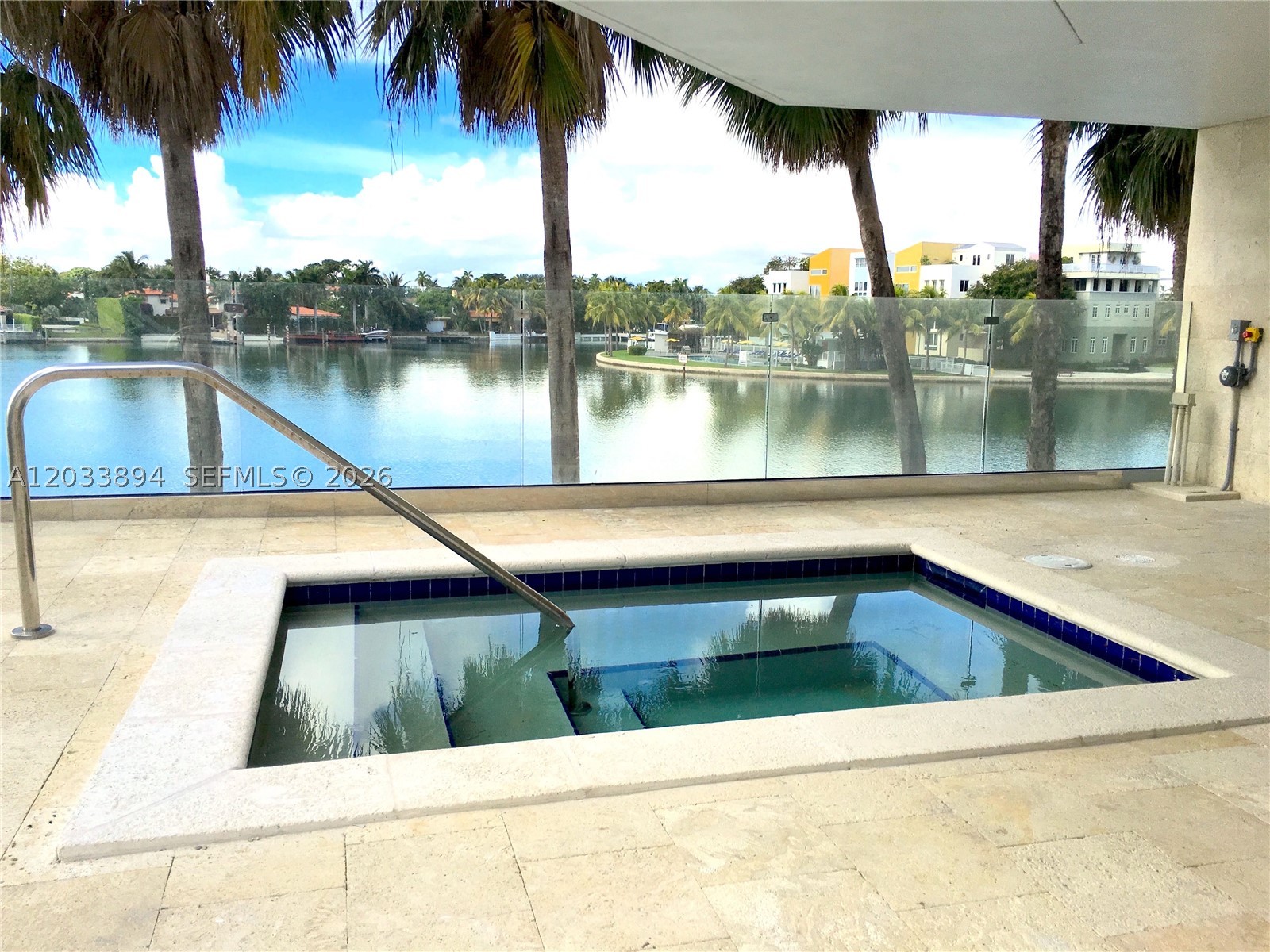THE GRANDVIEW CONDO - Residential