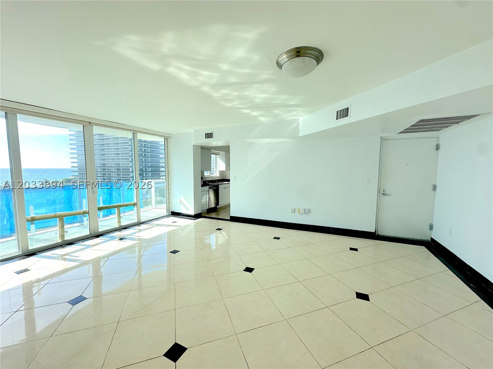 THE GRANDVIEW CONDO - Residential