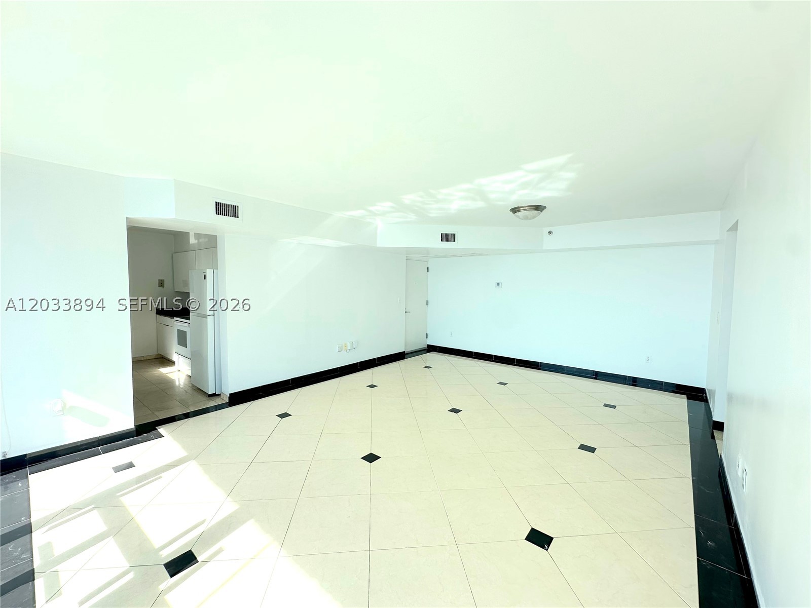 THE GRANDVIEW CONDO - Residential