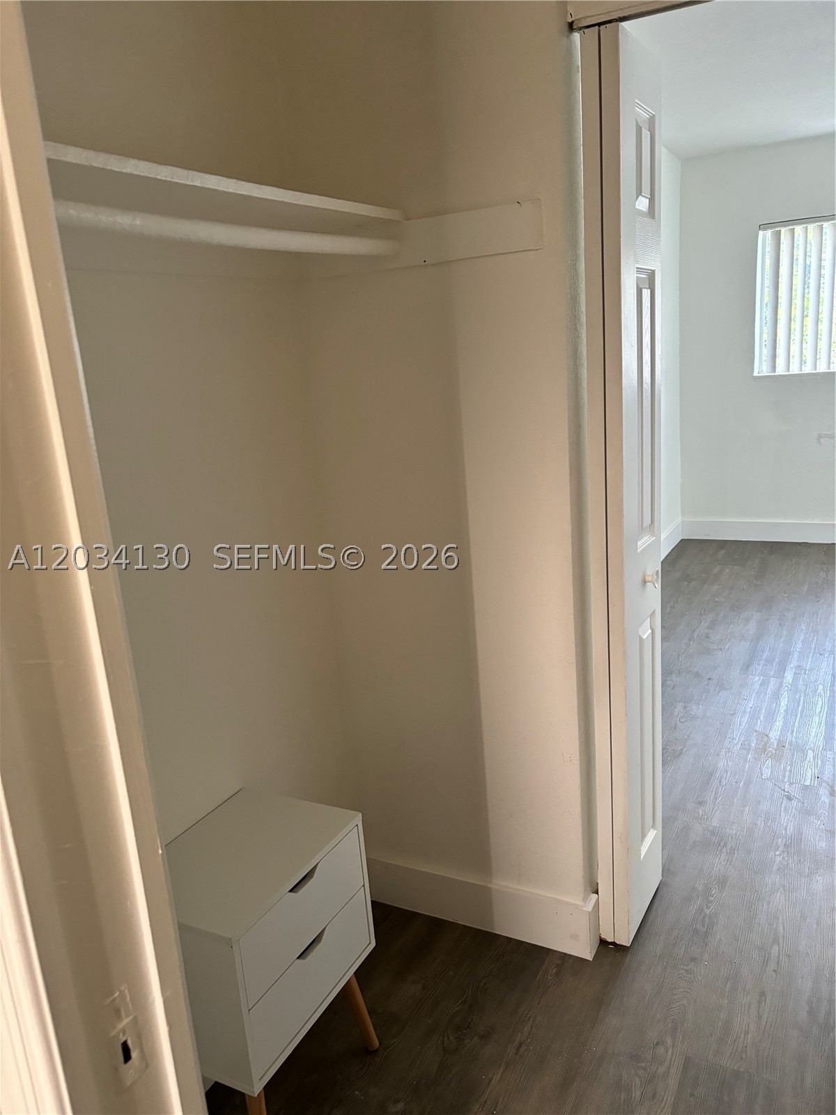 PARADISE AT DADELAND COND - Residential Lease