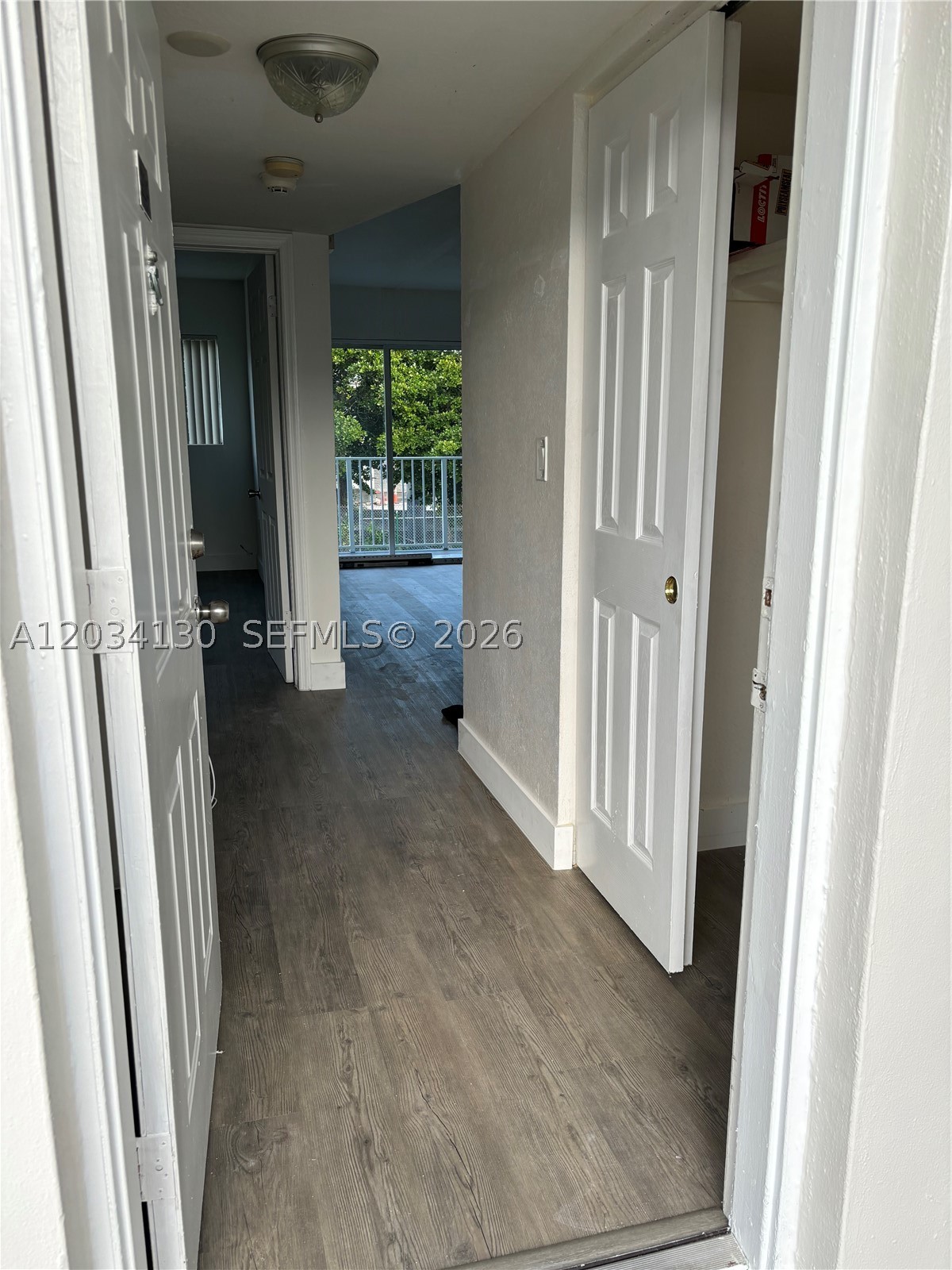 PARADISE AT DADELAND COND - Residential Lease
