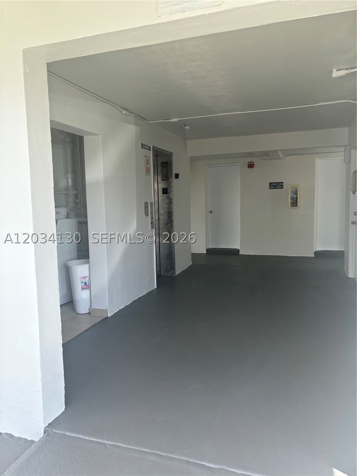 PARADISE AT DADELAND COND - Residential Lease