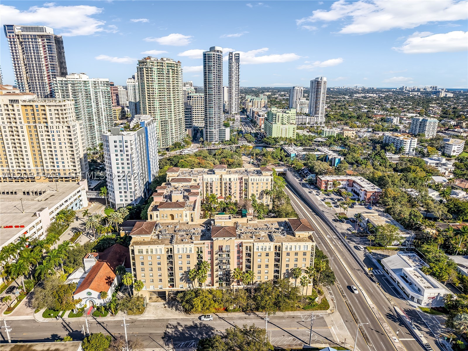 LAS OLAS BY THE RIVER CON - Residential