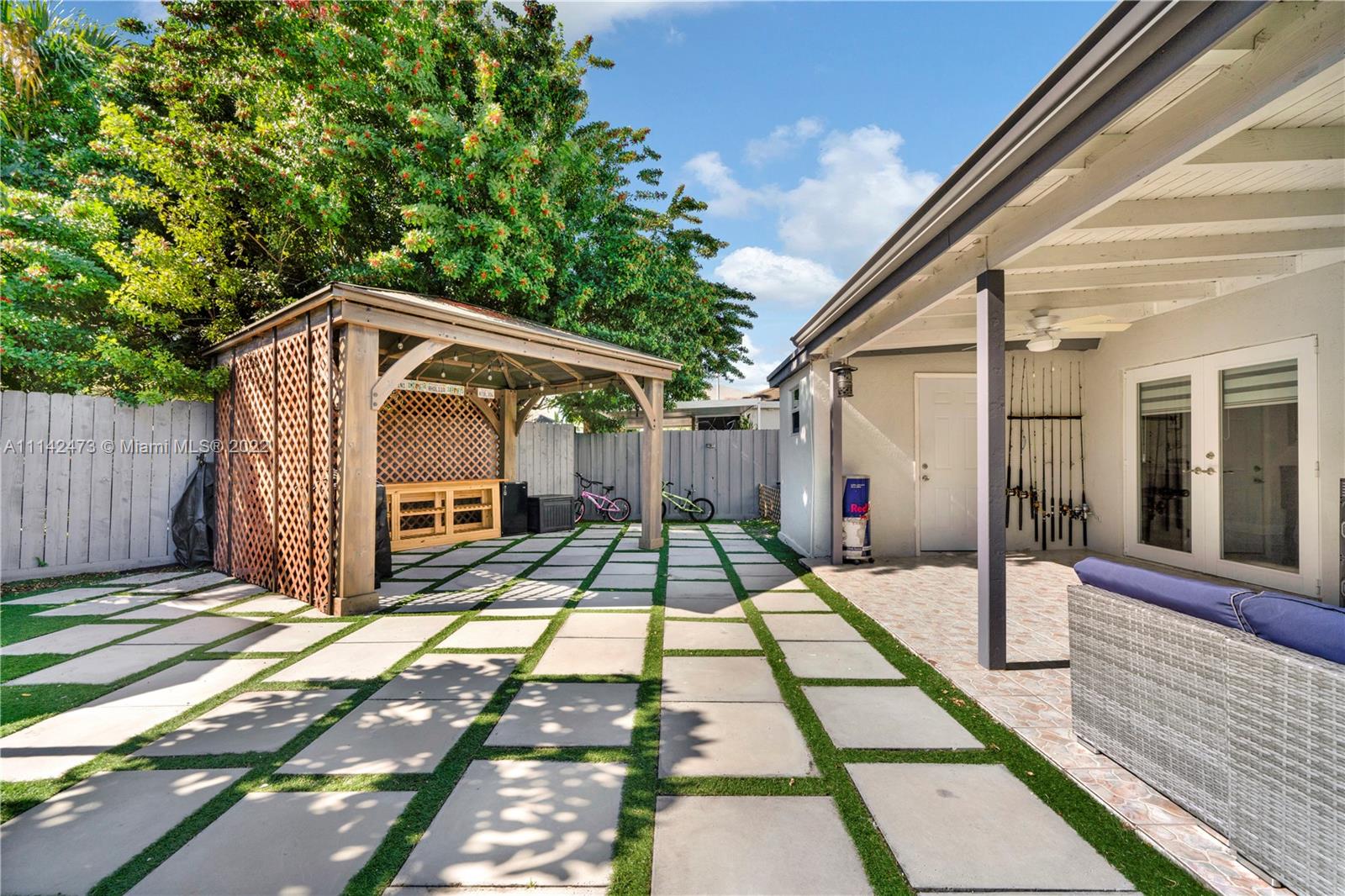 PAUL MARKS SUB - Residential