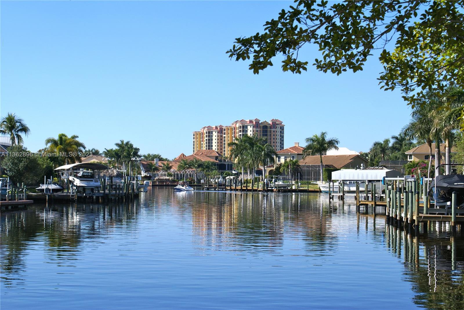 Port Charlotte 59 - Land