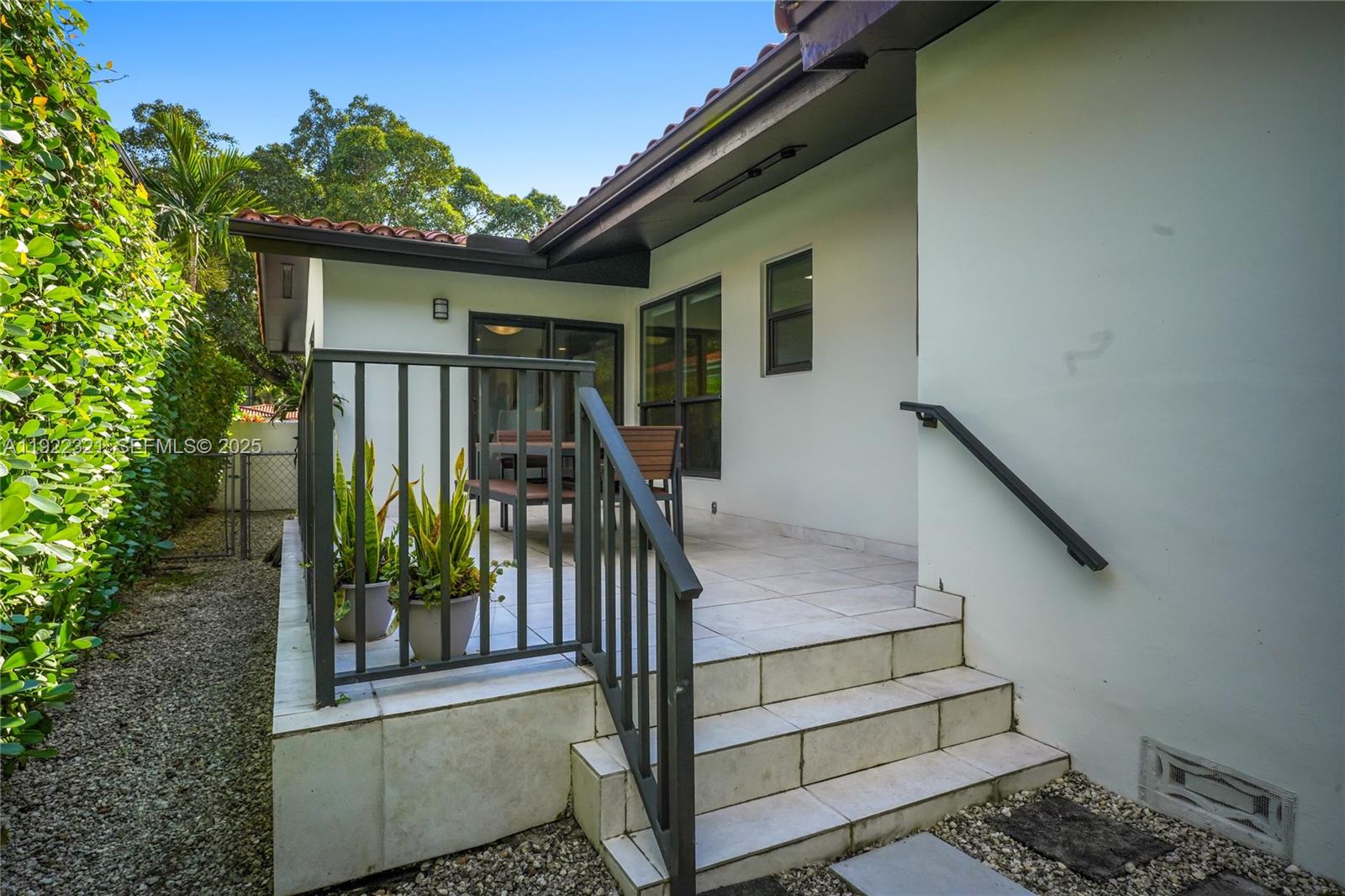 CORAL GABLES COUNTRY CLUB - Residential