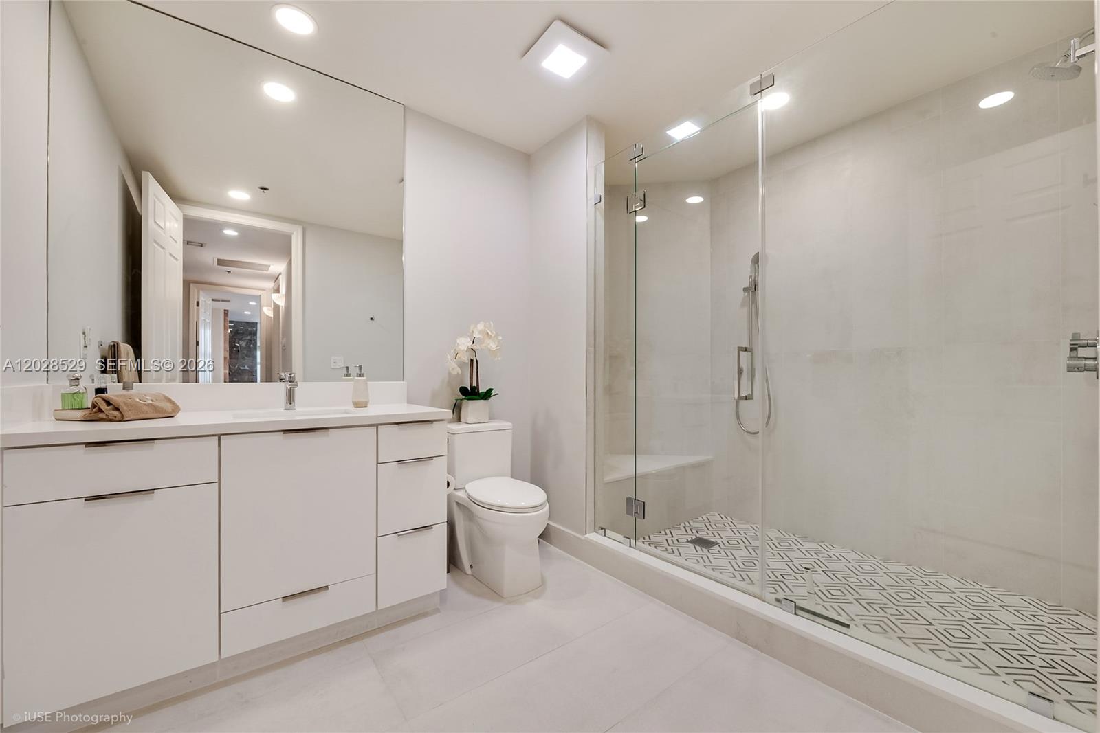 DEERING BAY CONDO I - Residential