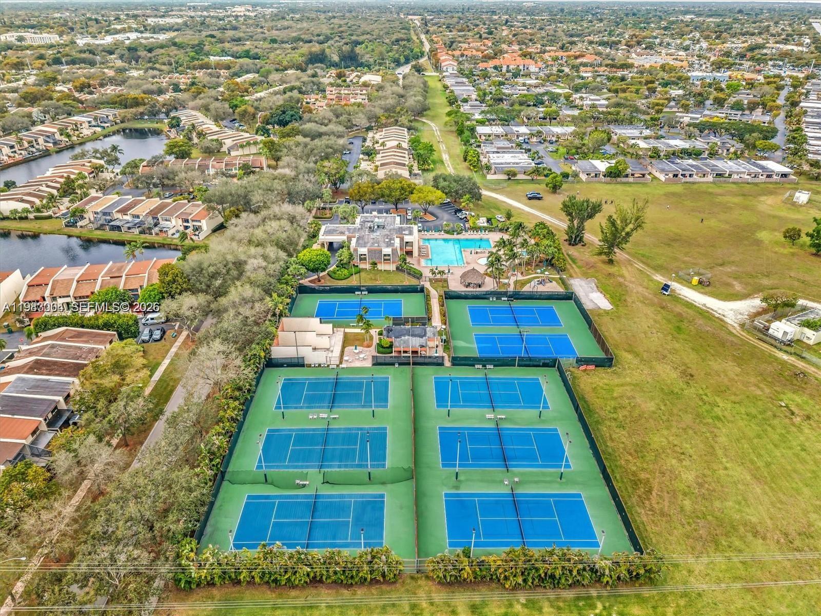 SUNSET PARK LAKE VILLAS S - Residential Lease
