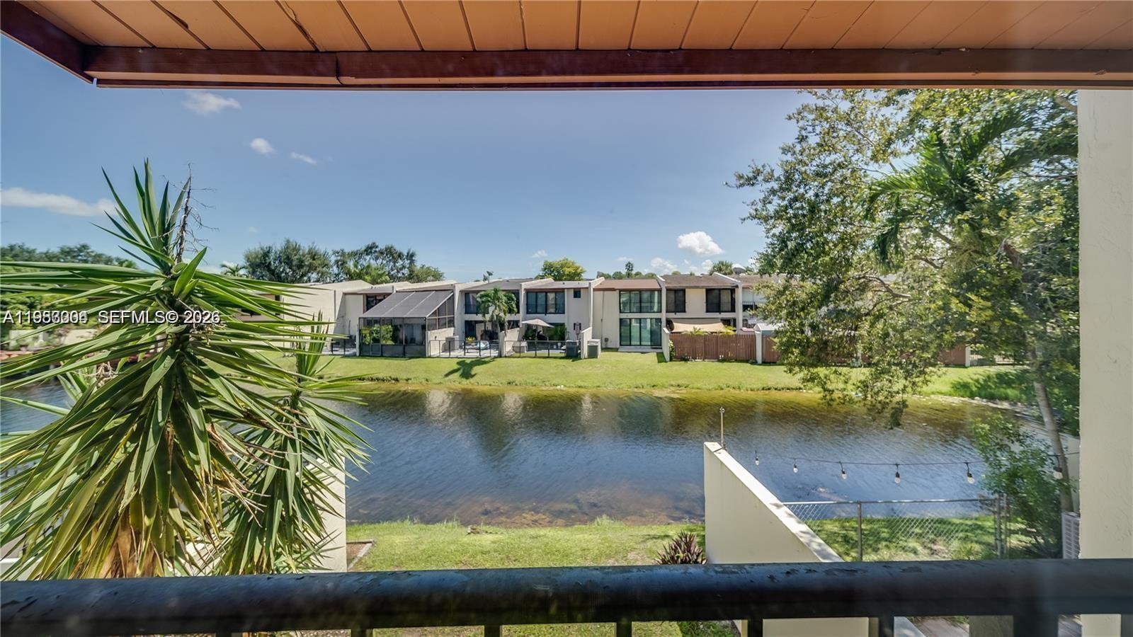 SUNSET PARK LAKE VILLAS S - Residential Lease