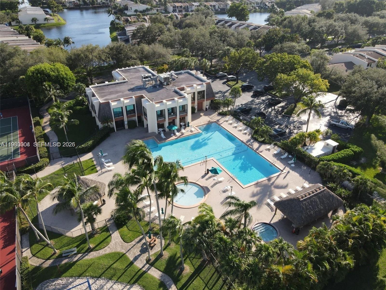SUNSET PARK LAKE VILLAS S - Residential Lease