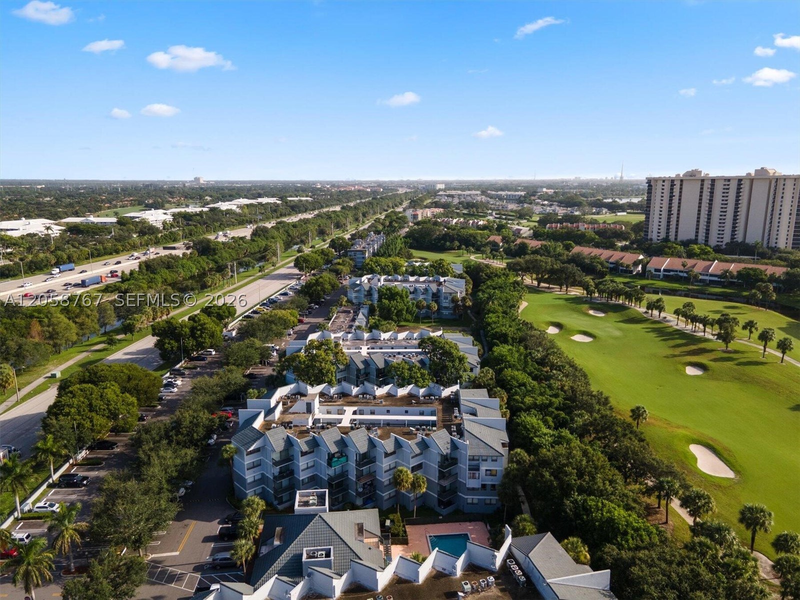 PRESIDENTIAL GOLFVIEW - Residential