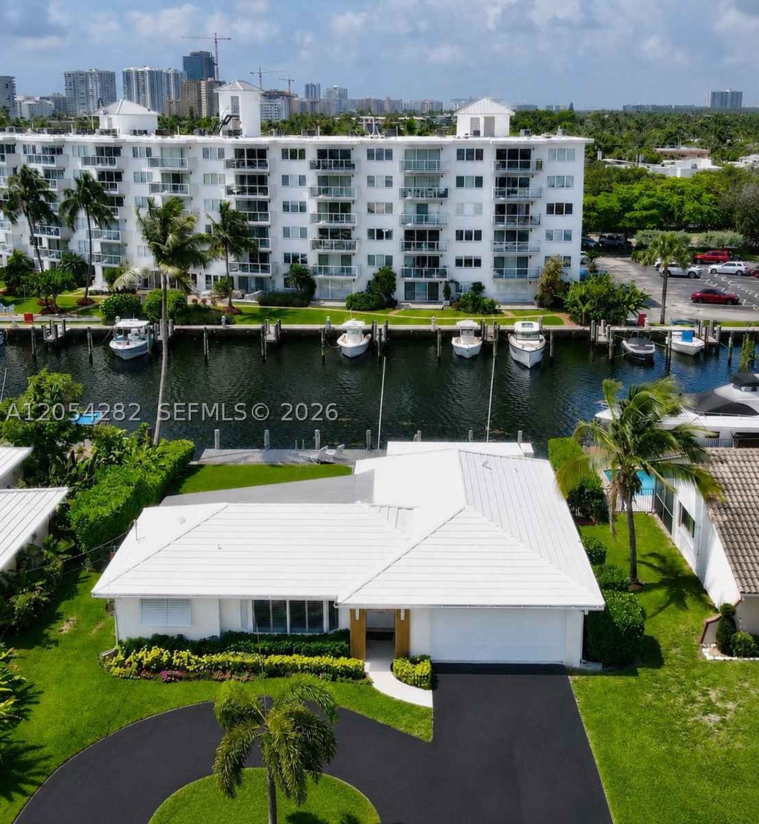 HARBOR VILLAGE SEC - Residential
