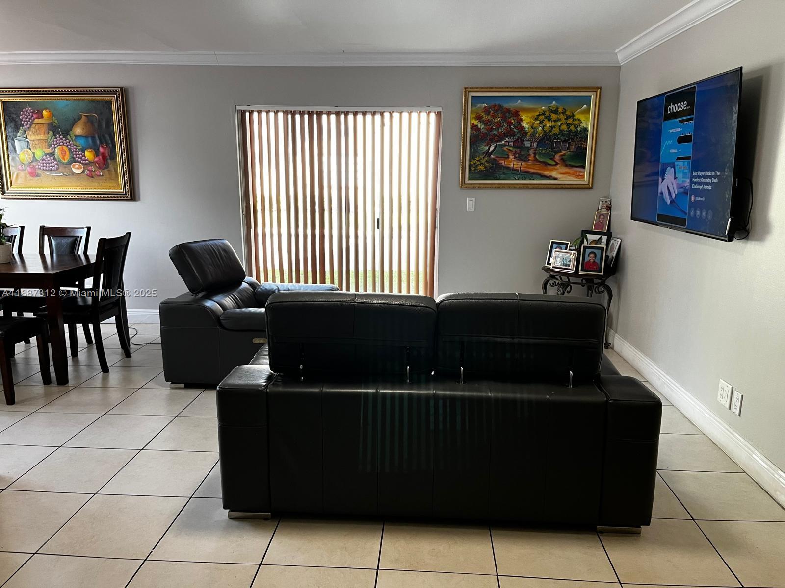 WINDMILL LAKES V CONDO - Residential