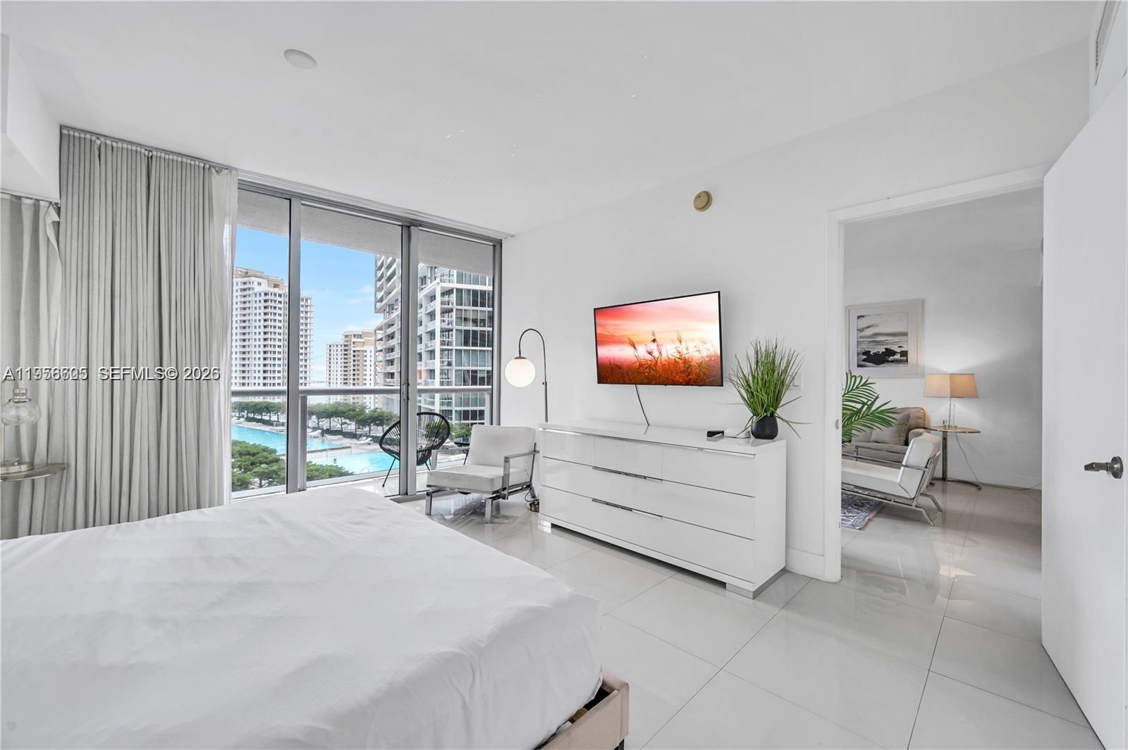 ICON BRICKELL CONDO NO 3 - Residential