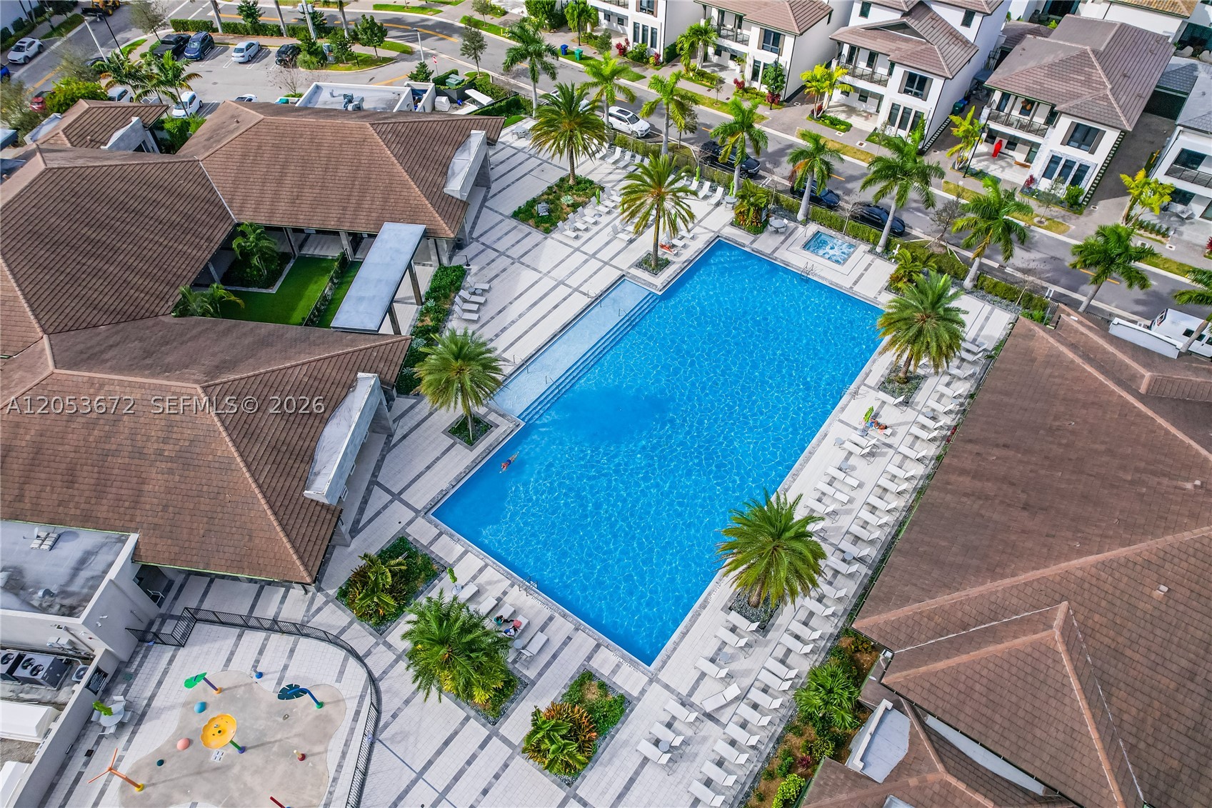 DOWNTOWN DORAL SOUTH PHAS - Residential Lease