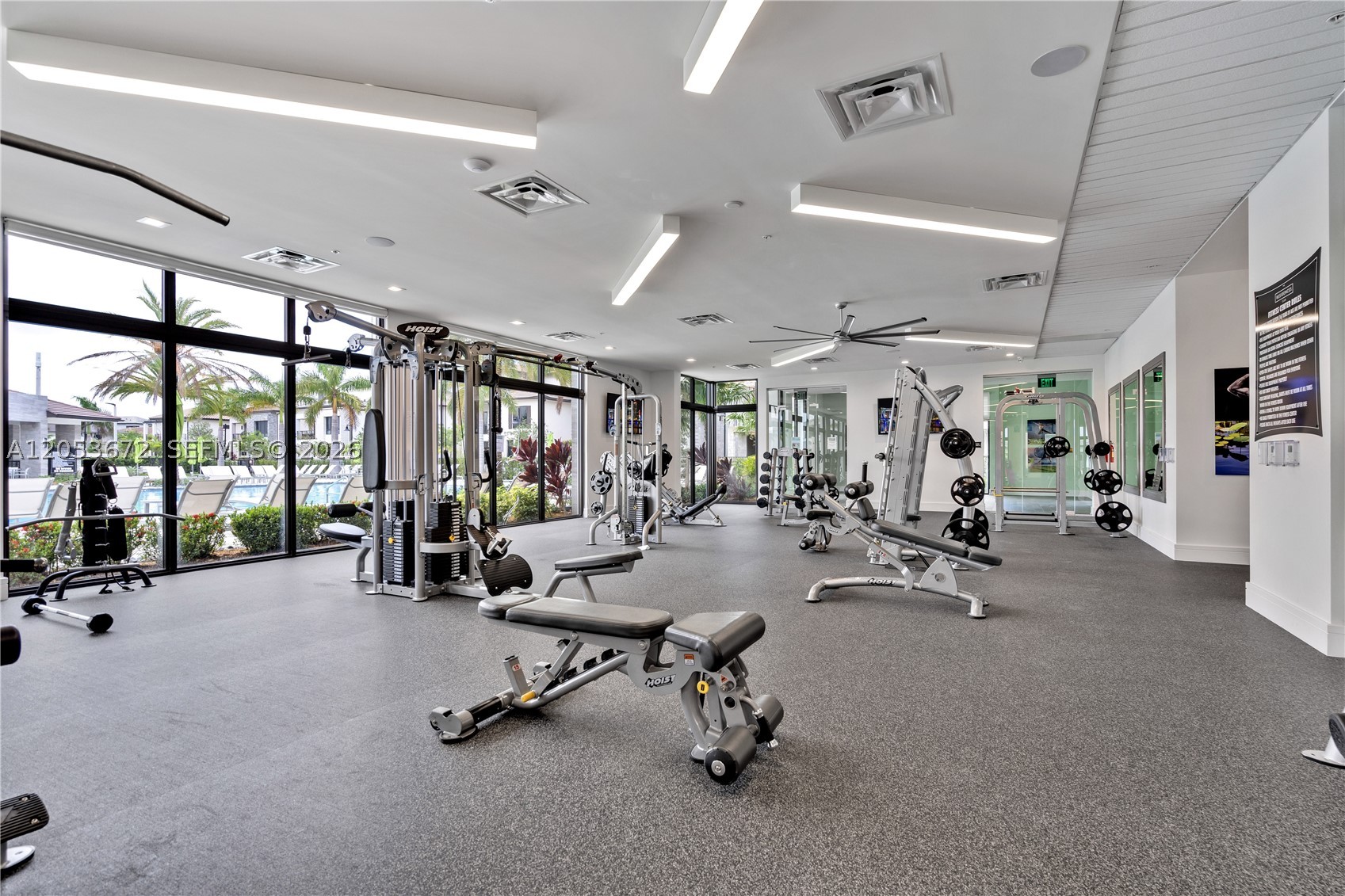 DOWNTOWN DORAL SOUTH PHAS - Residential Lease