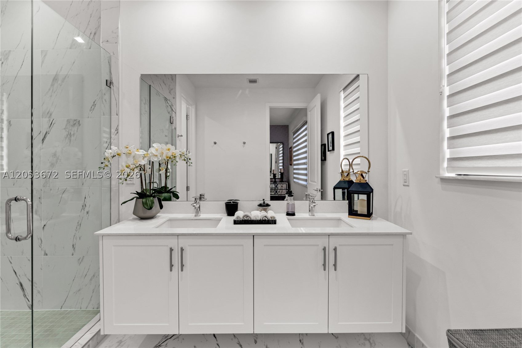 DOWNTOWN DORAL SOUTH PHAS - Residential Lease