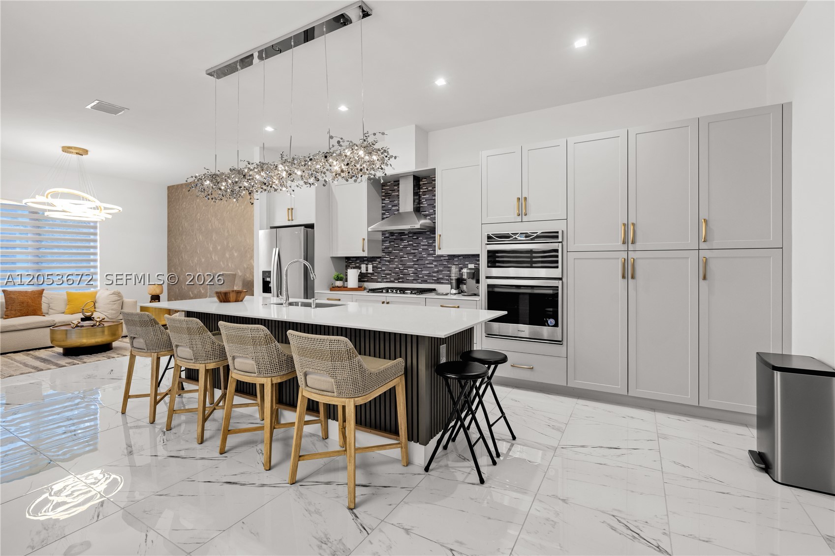 DOWNTOWN DORAL SOUTH PHAS - Residential Lease
